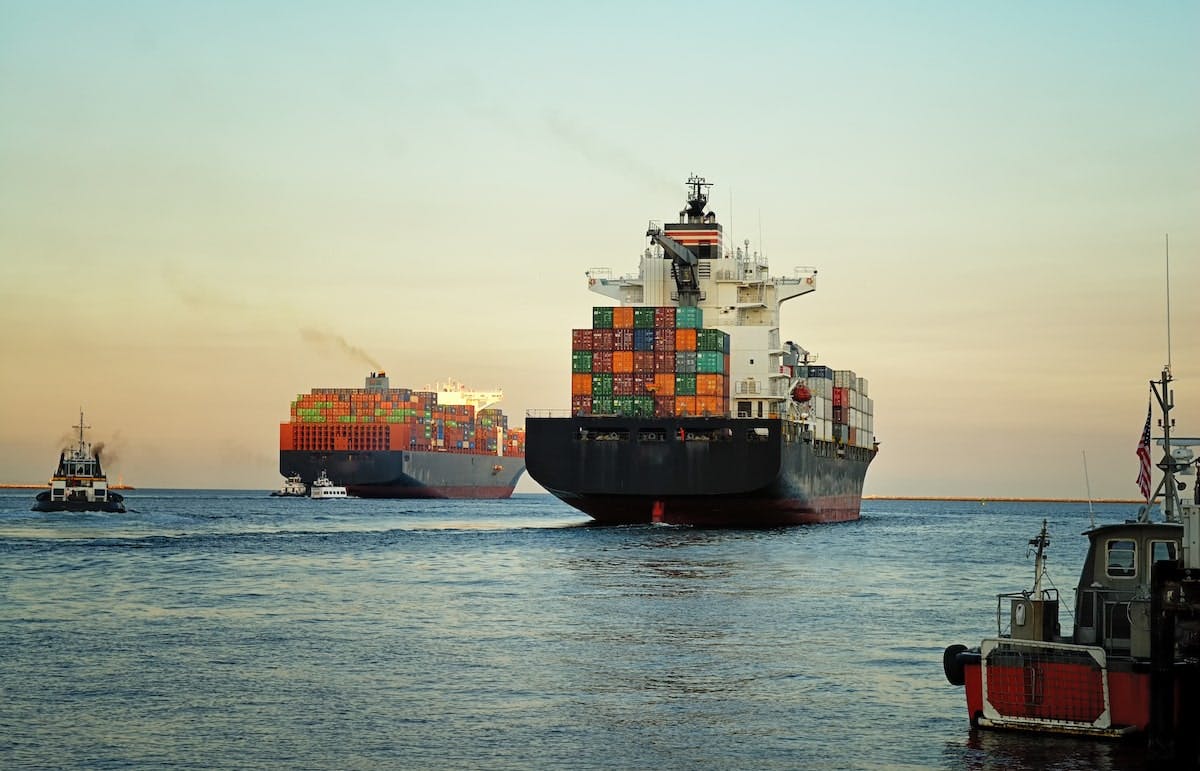 66fdc90201d3bf802eaf8c4a Cargo20shipsmin