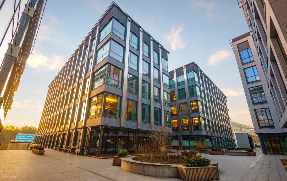 66fdc9b7dbd68e73cd4abbe5 Office20spacesmin