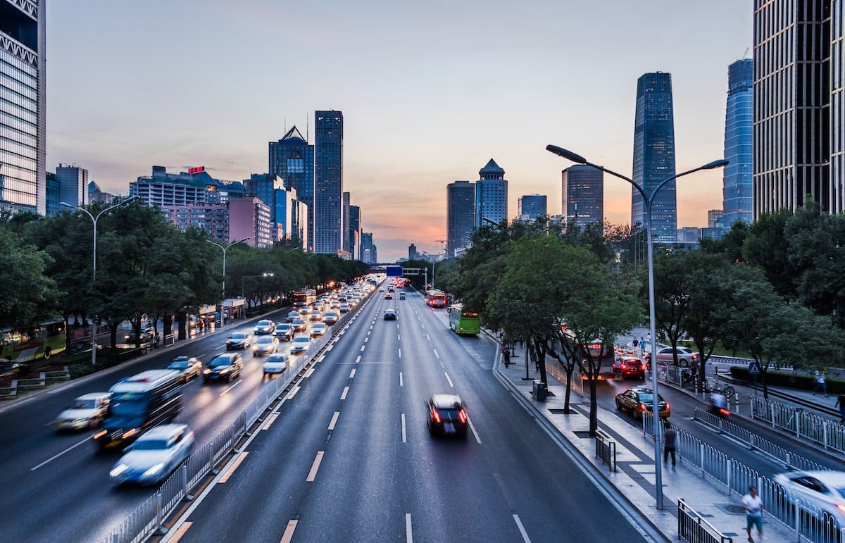 66fdc9b8e1fd4a0b75e204ab City20trafficmin201