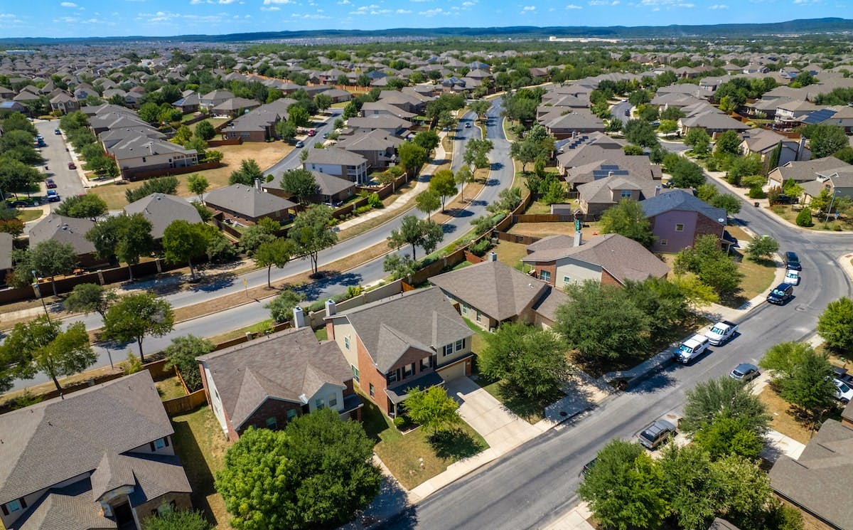 66fdc9dcdbd68e03534abc26 Neighborhoodmin201