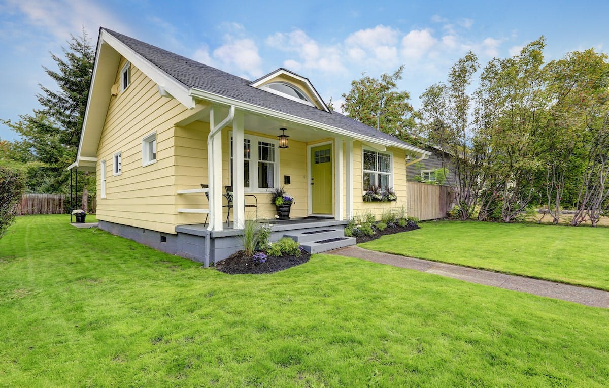 66fdc9eba897b525f8b212a1 Small20yellow20housemin