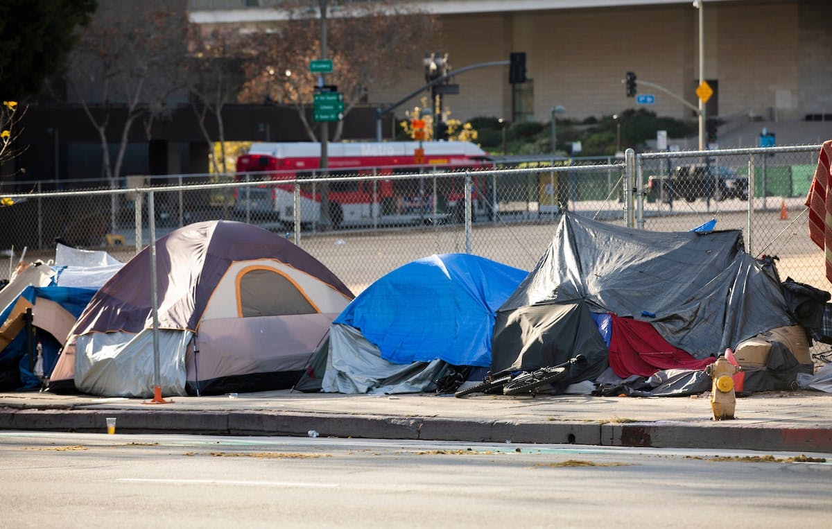 66fdca41e1fd4acf8de205b6 Homeless20in20nymin