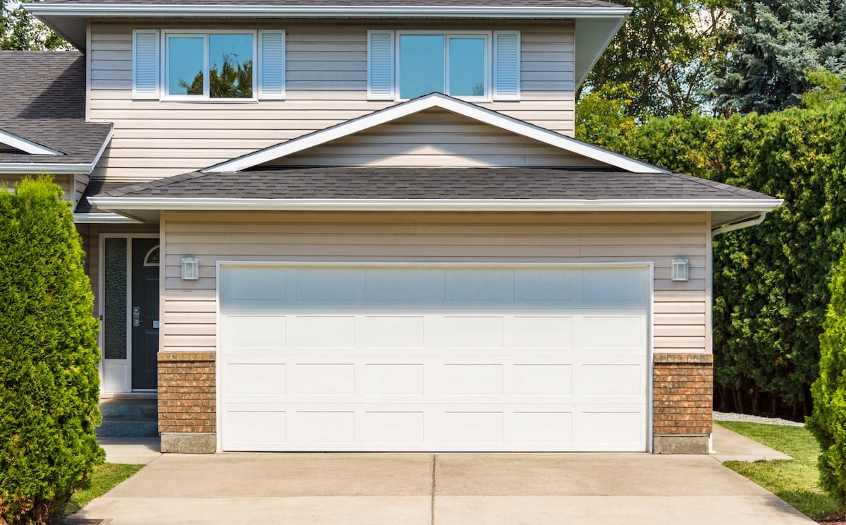 66fdca5ee63fdc0399459c2d House20garagemin