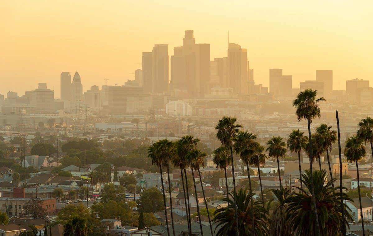 66fdca6bdbd68ea1e74abd32 La20skylinemin