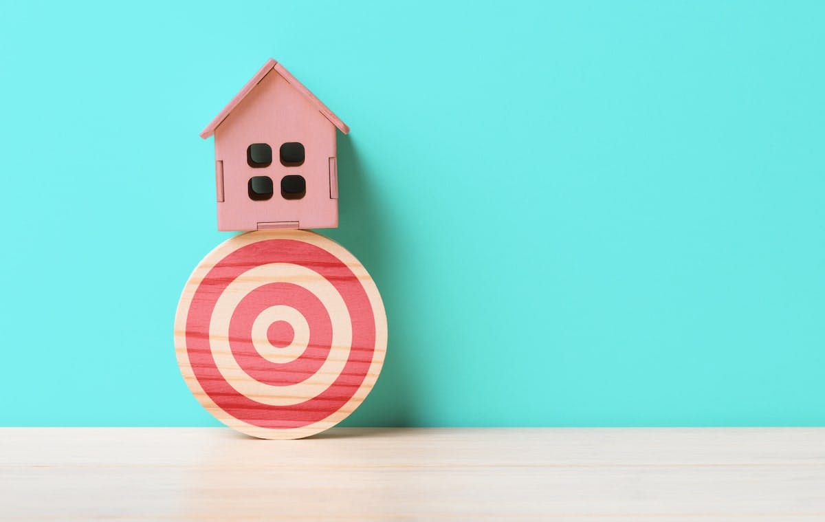 66fdca98d4ea3822b4a5af0f House20above20targetmin