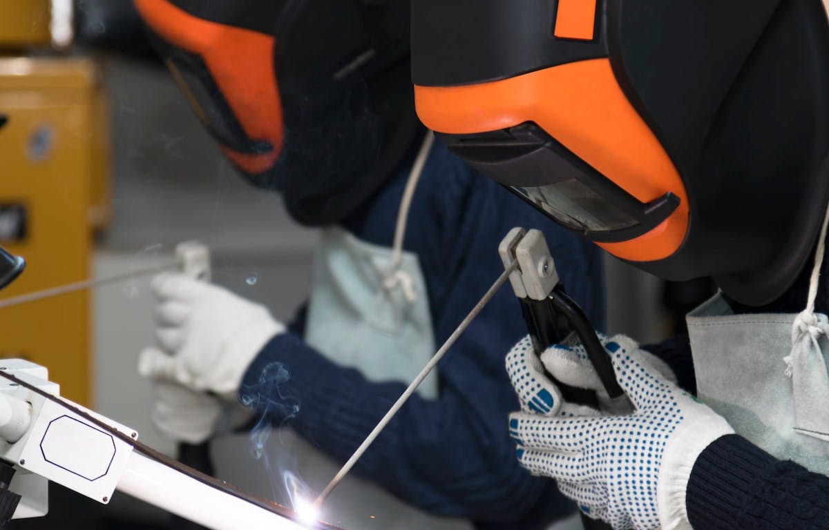 66fdca9da5dba04307463b23 Student20weldersmin