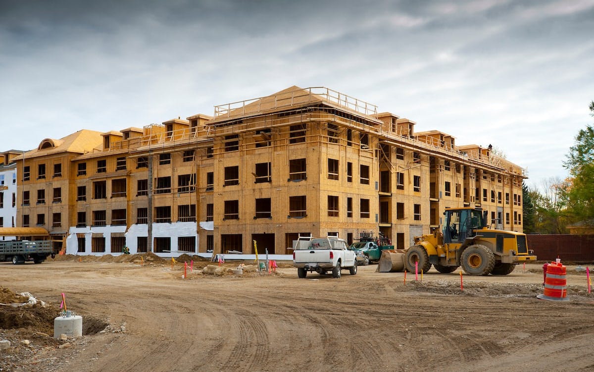 66fdca9ea897b5decbb21411 Apartment20constructionmin201