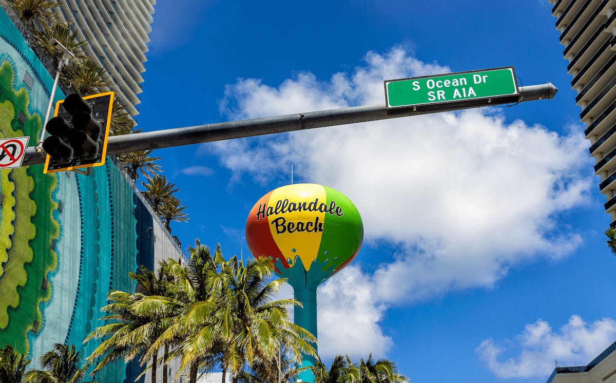 66fdcaa7e1fd4ae1efe20684 Hallandalebeachstreetinsouthmaimimin