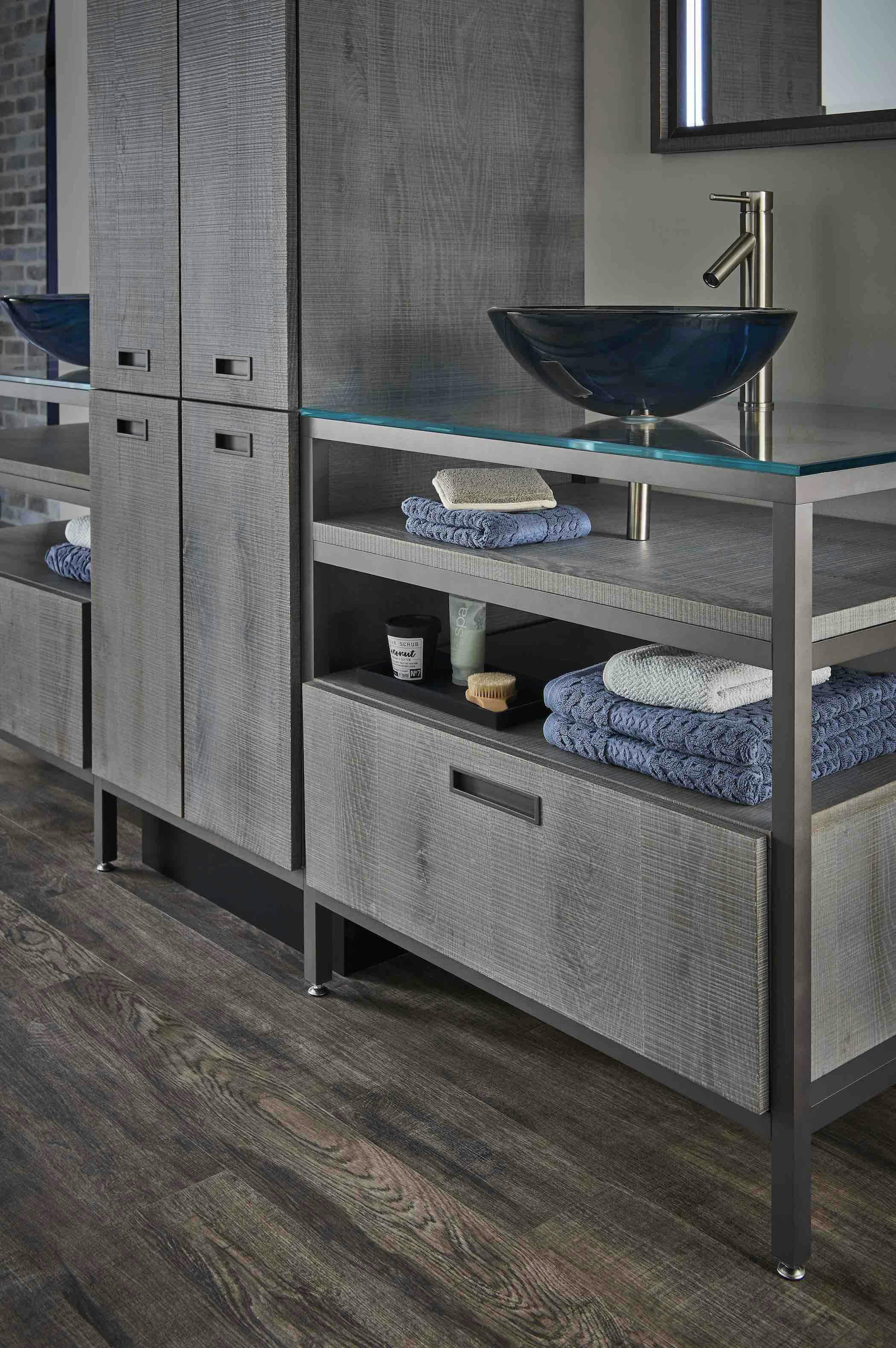 66fdcbe73cabd9445aa6b44f Vanguardplusvanitymid20copy