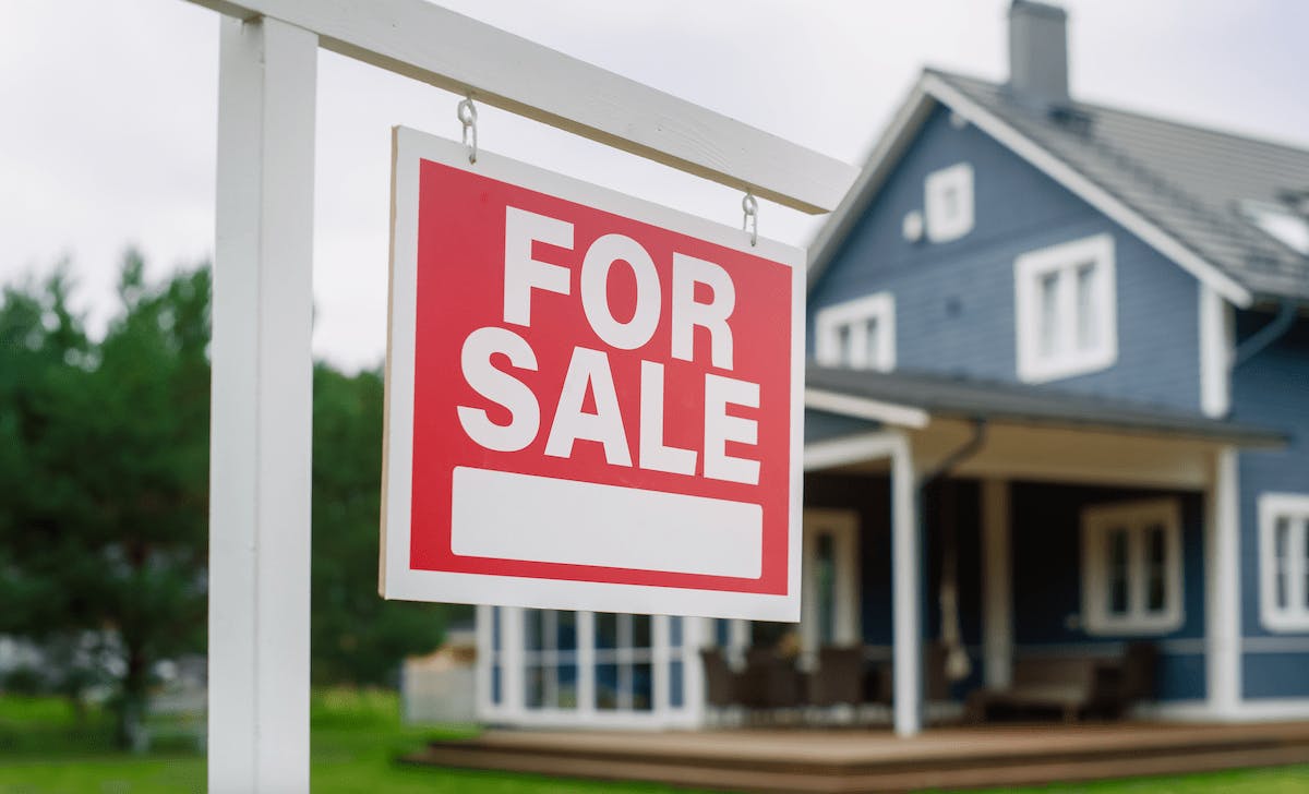 66fdcd3236c97e540b8b7e07 Homeforsalesignfrontyardmin