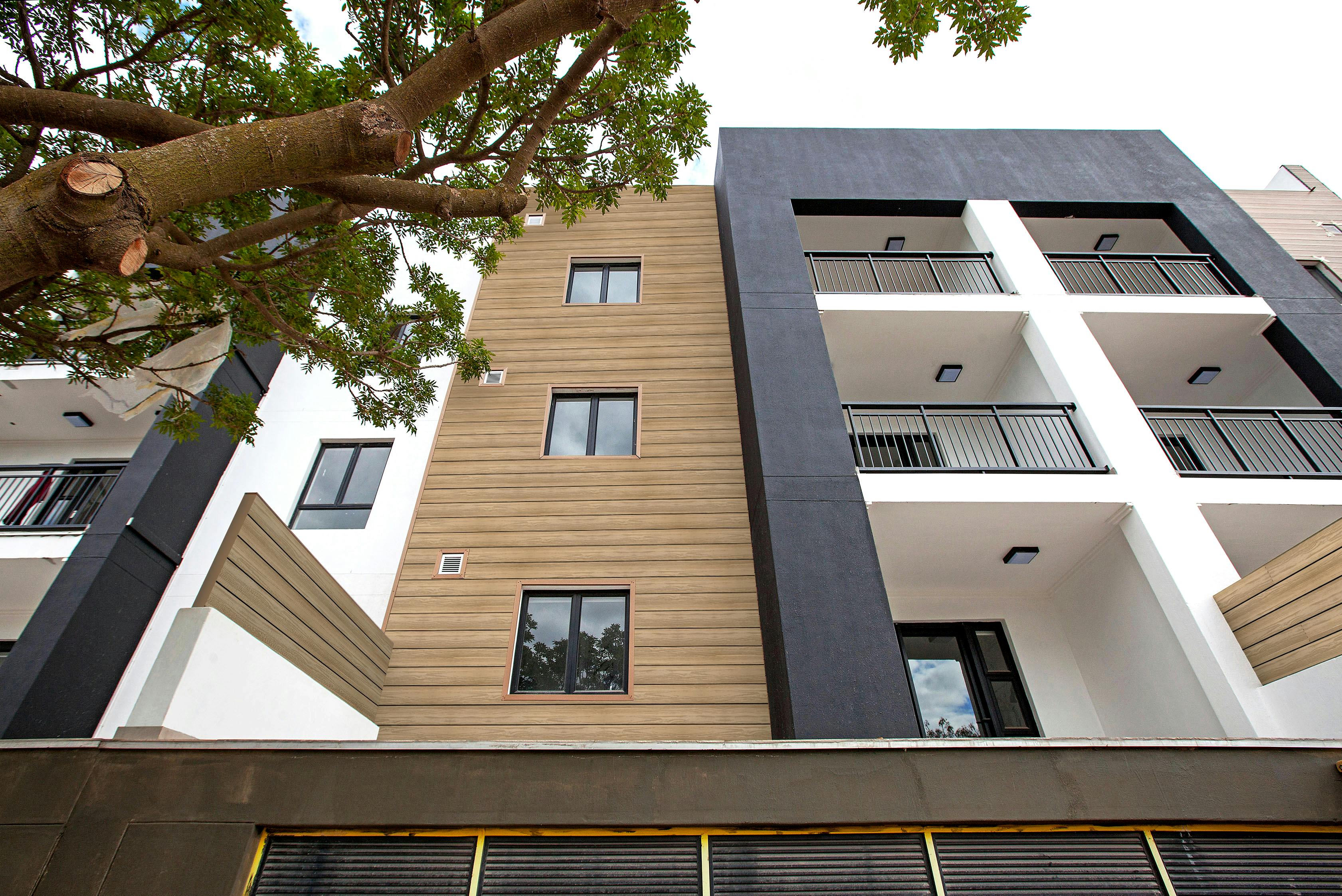 66fdcf61dbd68e93894ac7da Apexhimalayancedarpvccladding