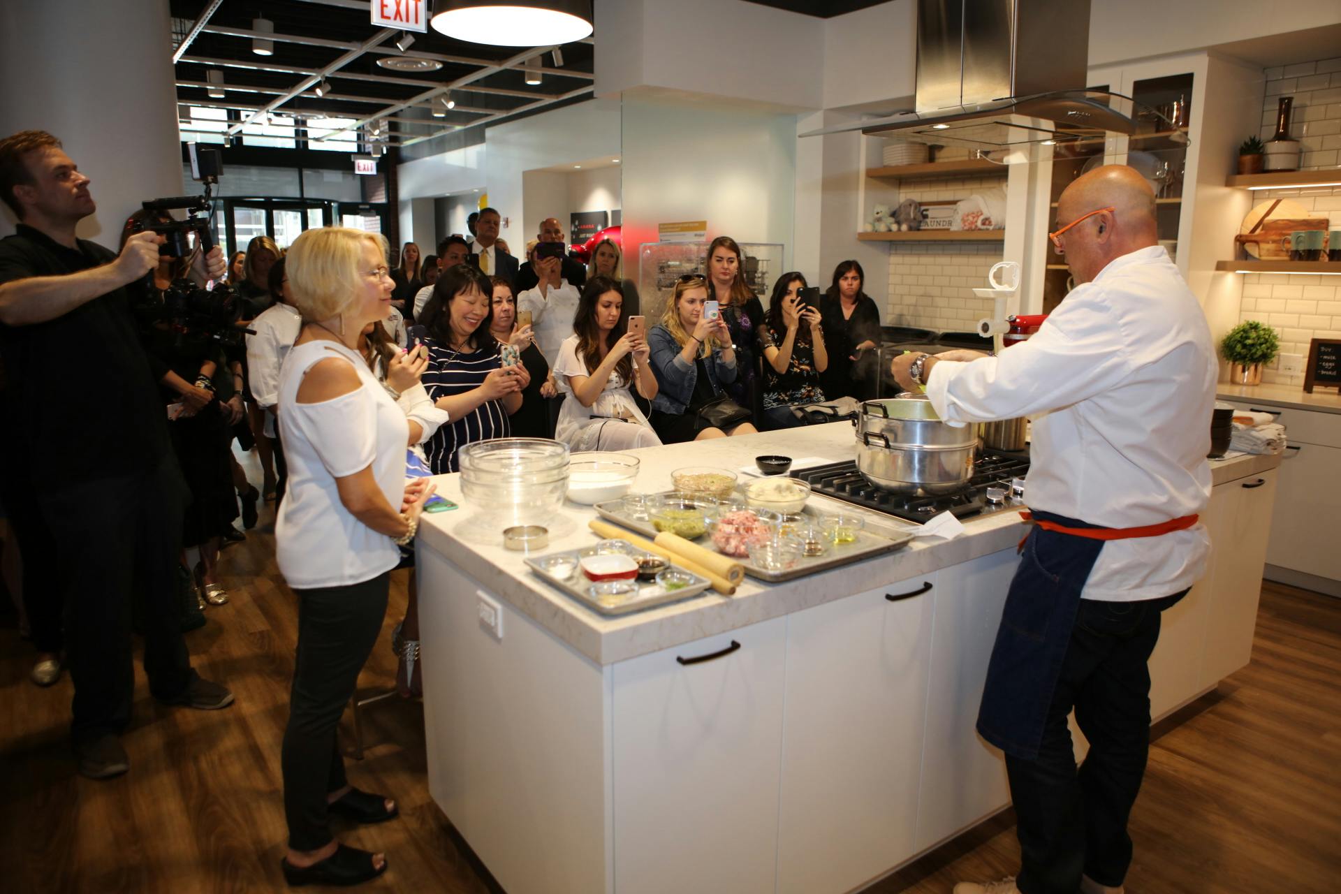 66fdcfc0e63fdc594645a730 Whirlpoolexperiencecenter