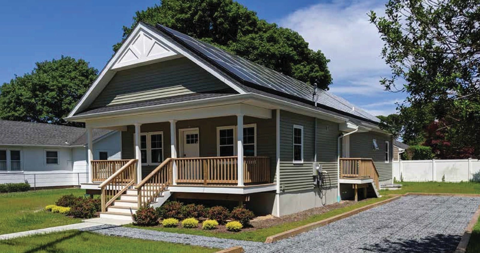 66fdd041de5fd1248454ac07 Furman20sideheromin