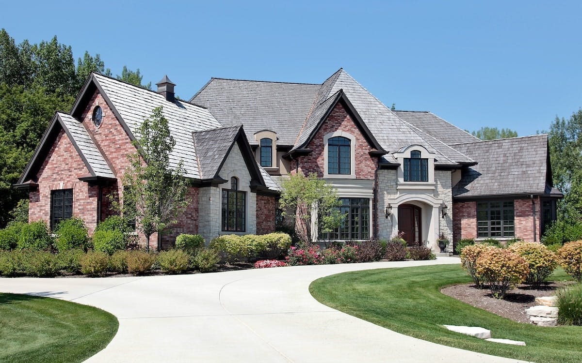 The luxury housing market is seeing higher rates of price growth than the typical housing market.