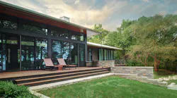 2019 Professional Builder Design Awards Honorable Mention Custom Home Shorecliff rear exterior 2019 Professional Builder Design Awards Honorable Mention Custom Home Shorecliff rear exterior