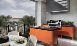 Brightly colored outdoor kitchen cabinets from Brown Jordan in The New American Home 2021 Brightly colored outdoor kitchen cabinets from Brown Jordan in The New American Home 2021