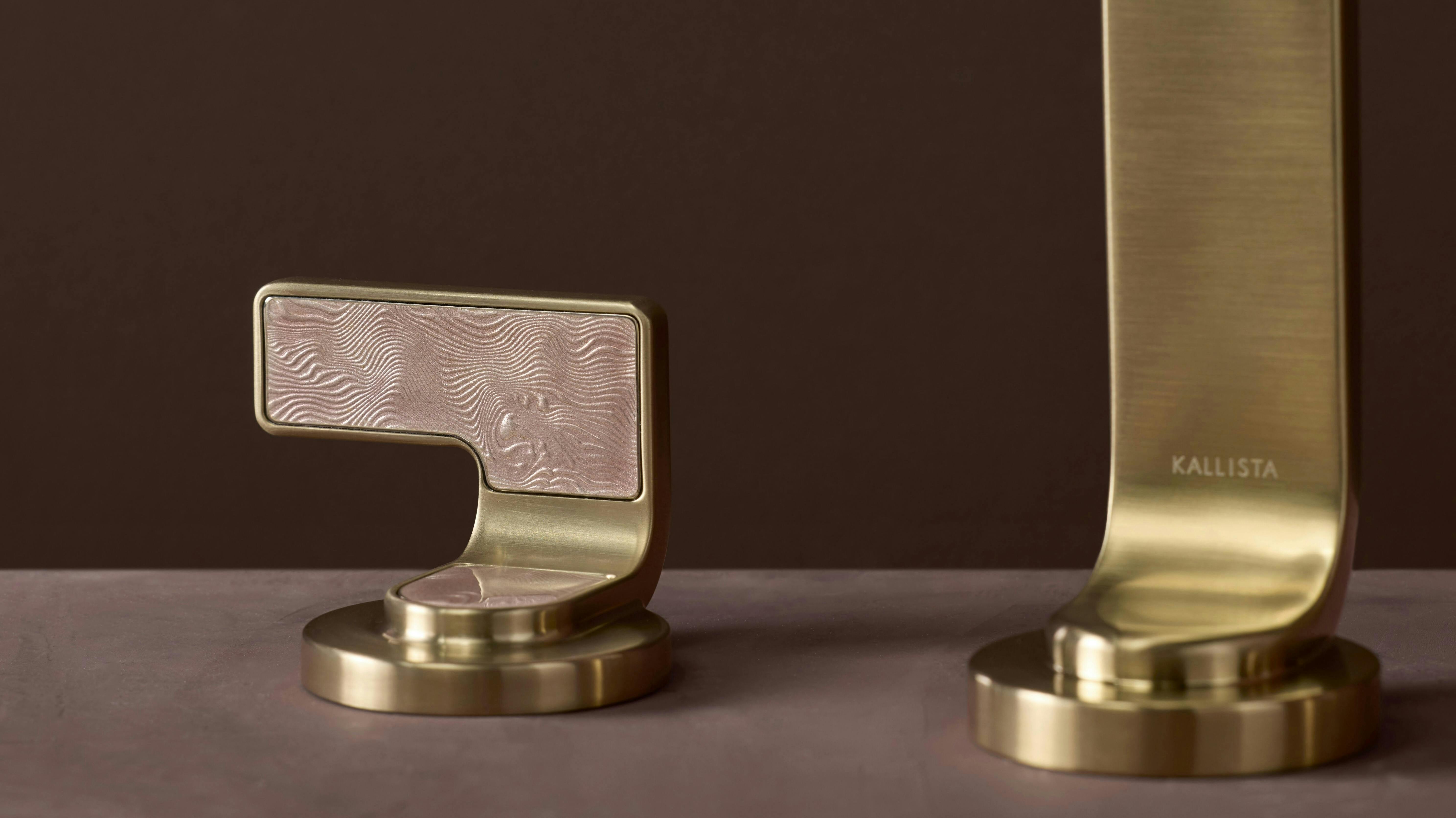 Details of the Guise bath collection by Kallista