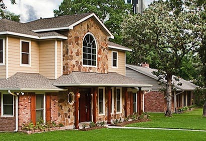 670c37ccc7e8338facf5f43b Green