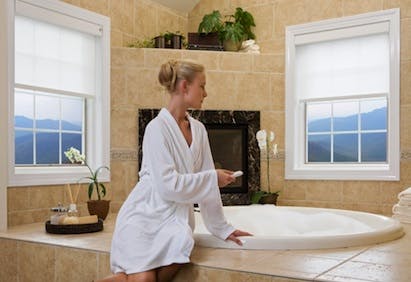 Sivoia QS Wireless from Lutron