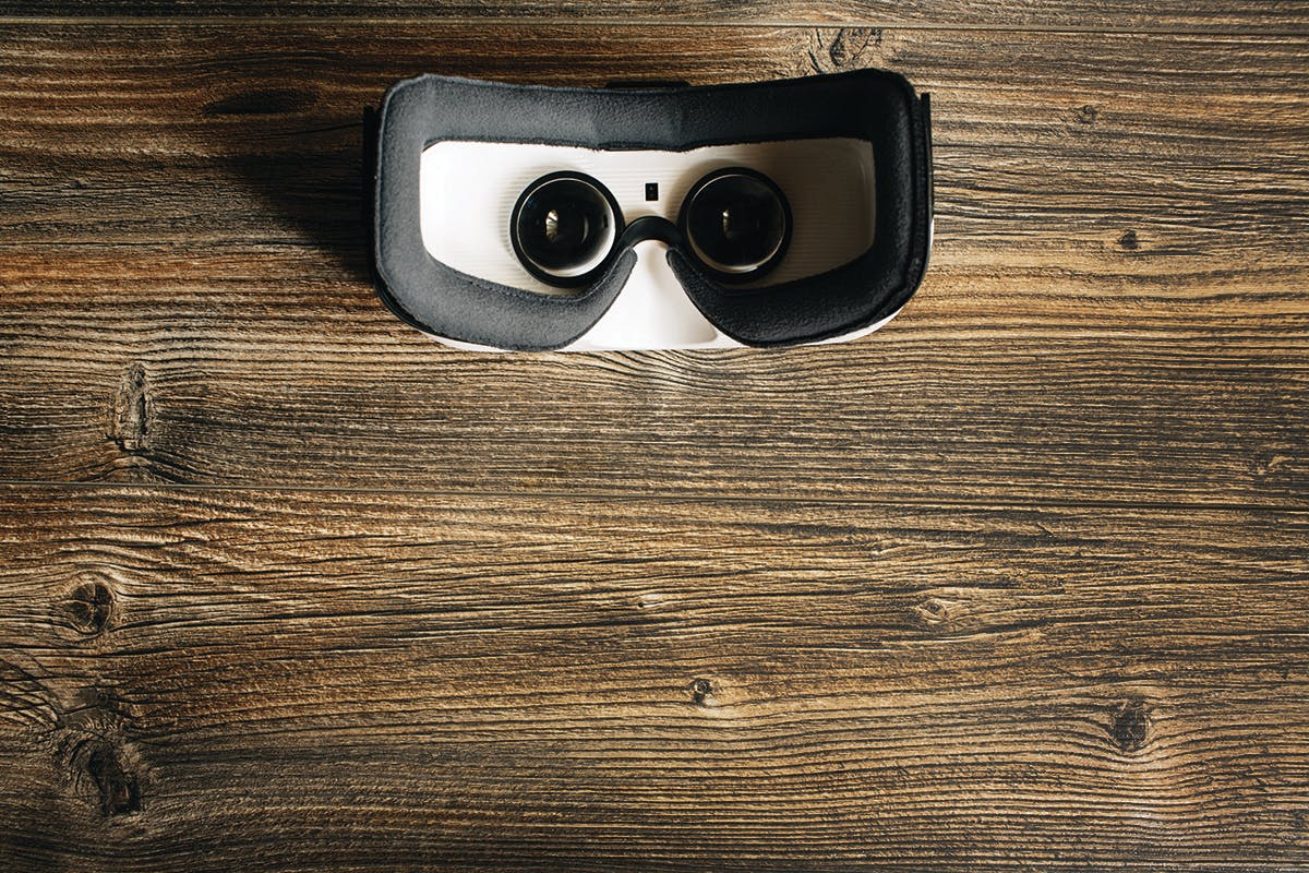 VR headset for remodeling