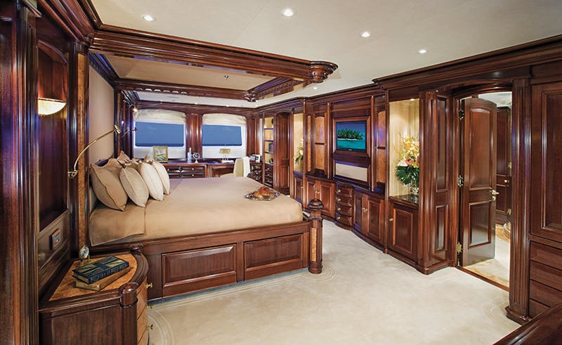 CJC carl callsen burger boat room