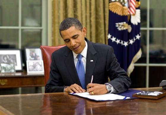 670c38abc7e8337377f5f5ed Obama 1