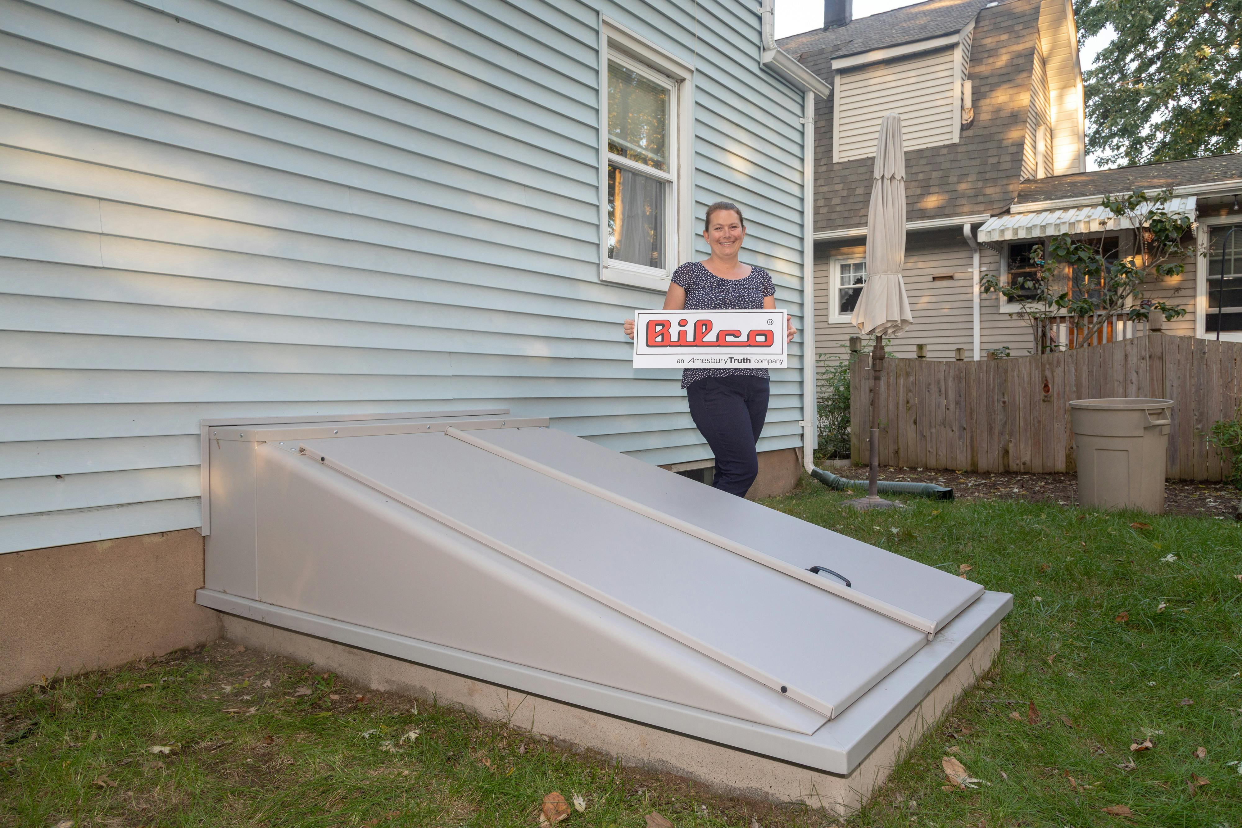 670c3af26510956738d1216c Ugly20basement20door20contest20winner