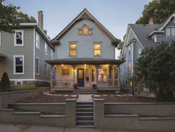 670c3af9c7e833b3dbf5f98d Sala20exterior20front202 0 670c3af9c7e833b3dbf5f98d Sala20exterior20front202 0