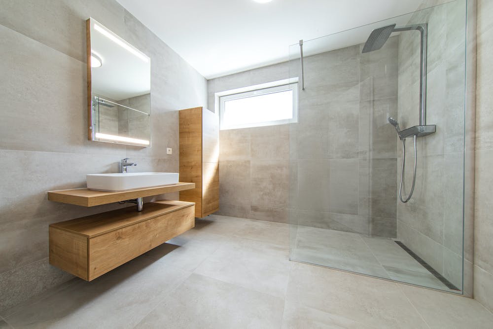 curbless shower with large format tiles