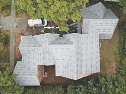 Self-adhered roofing membrane Self-adhered roofing membrane