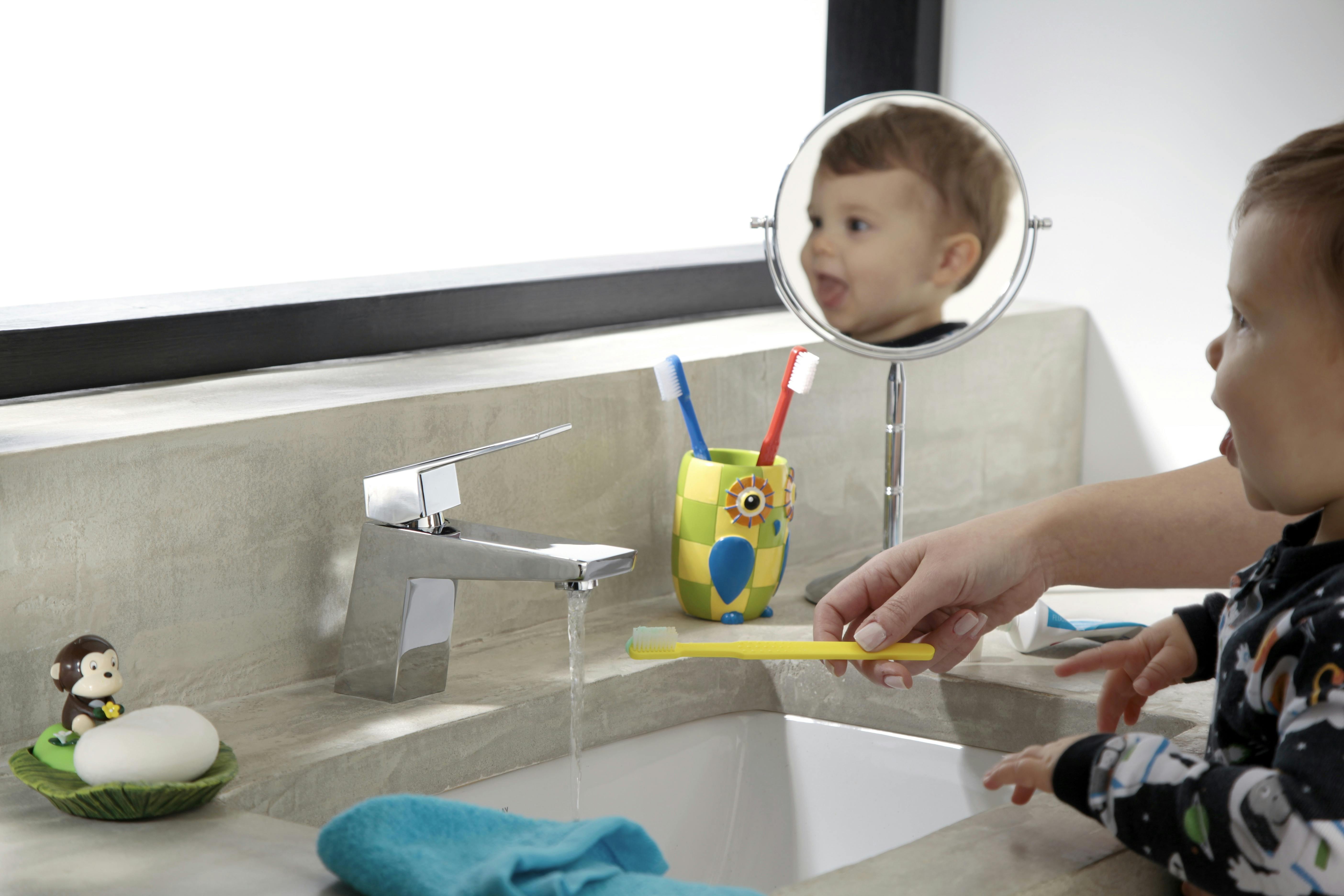 Danze Mid Town D225562 2