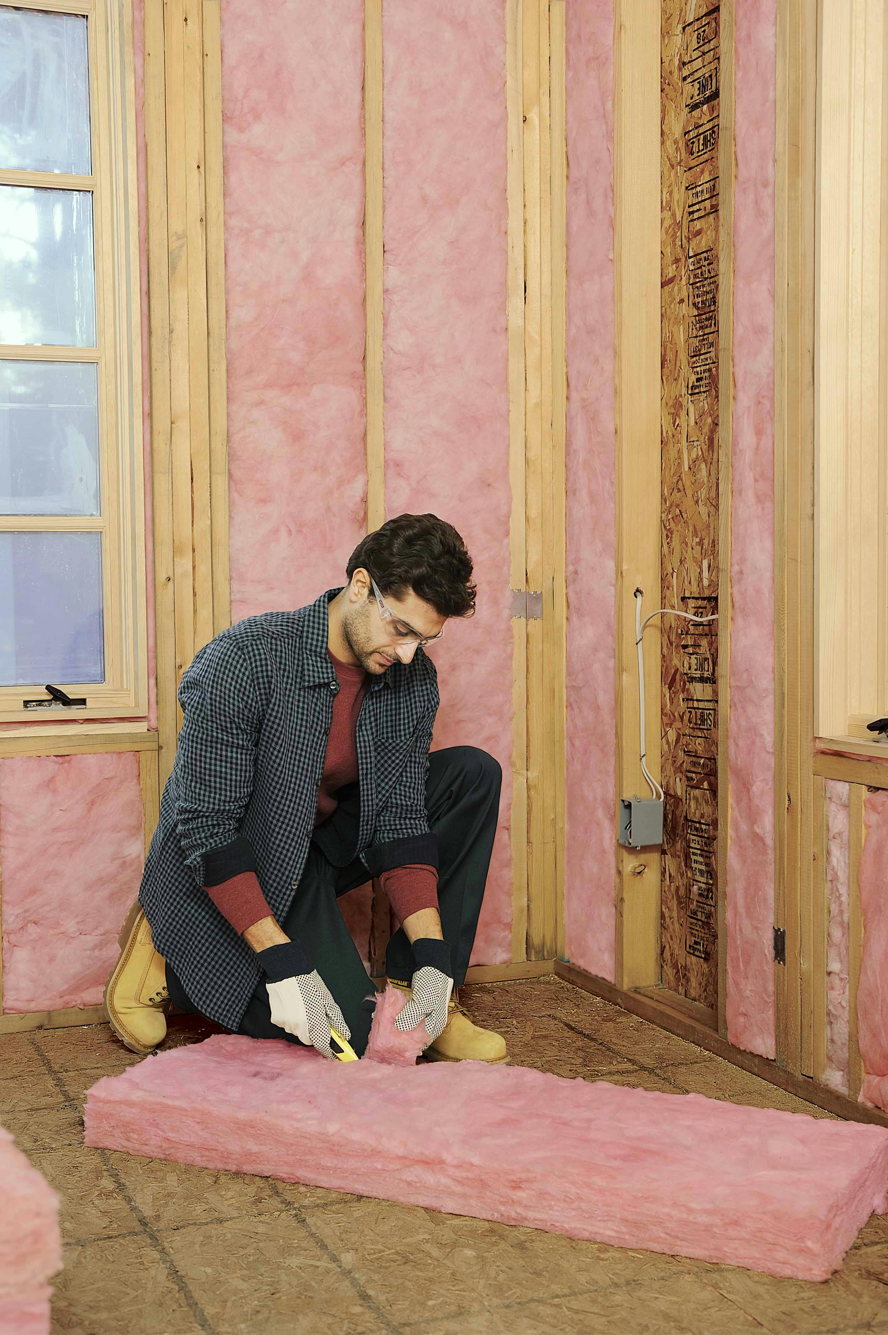 Owens Corning Pro Pink Eco Touch Application Image