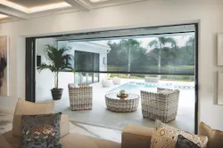 Phantom%20screen 2 Phantom%20screen 2