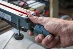 Bosch CM8S Compact Miter Saw Detent Override Bosch CM8S Compact Miter Saw Detent Override