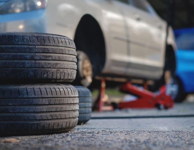 1671737741499 Supplychaincarswaiting