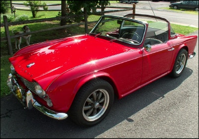 1673025198378 1965triumphtr4