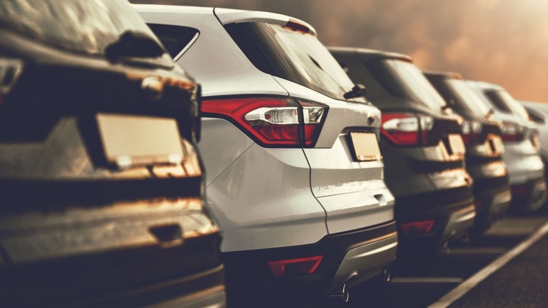 1675271957813 Fordcarsales1
