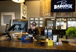 A wood and stone finish round out the look and feel of the service advisor area. A wood and stone finish round out the look and feel of the service advisor area.