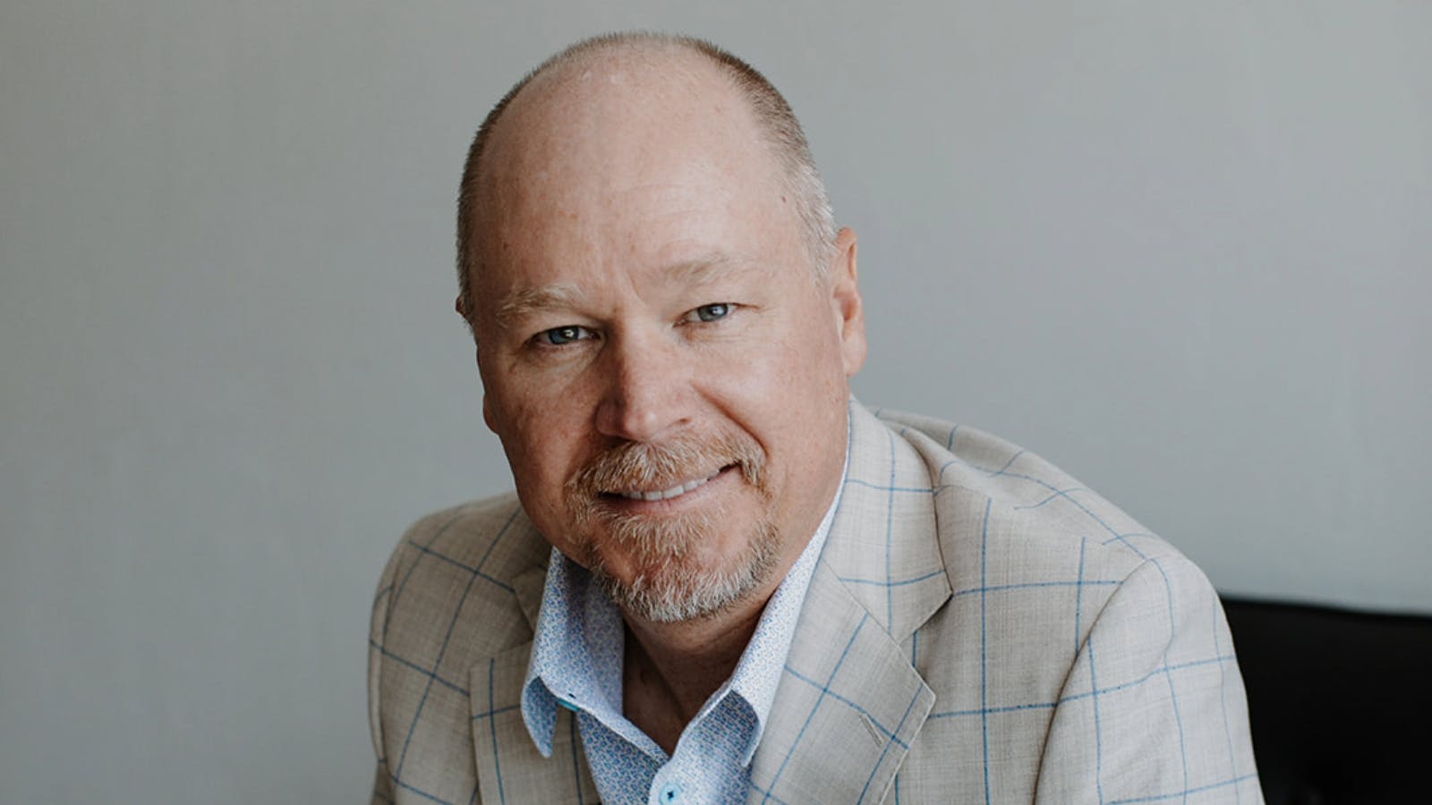 65b27d104fbfd8001ebb712c Dan Adam