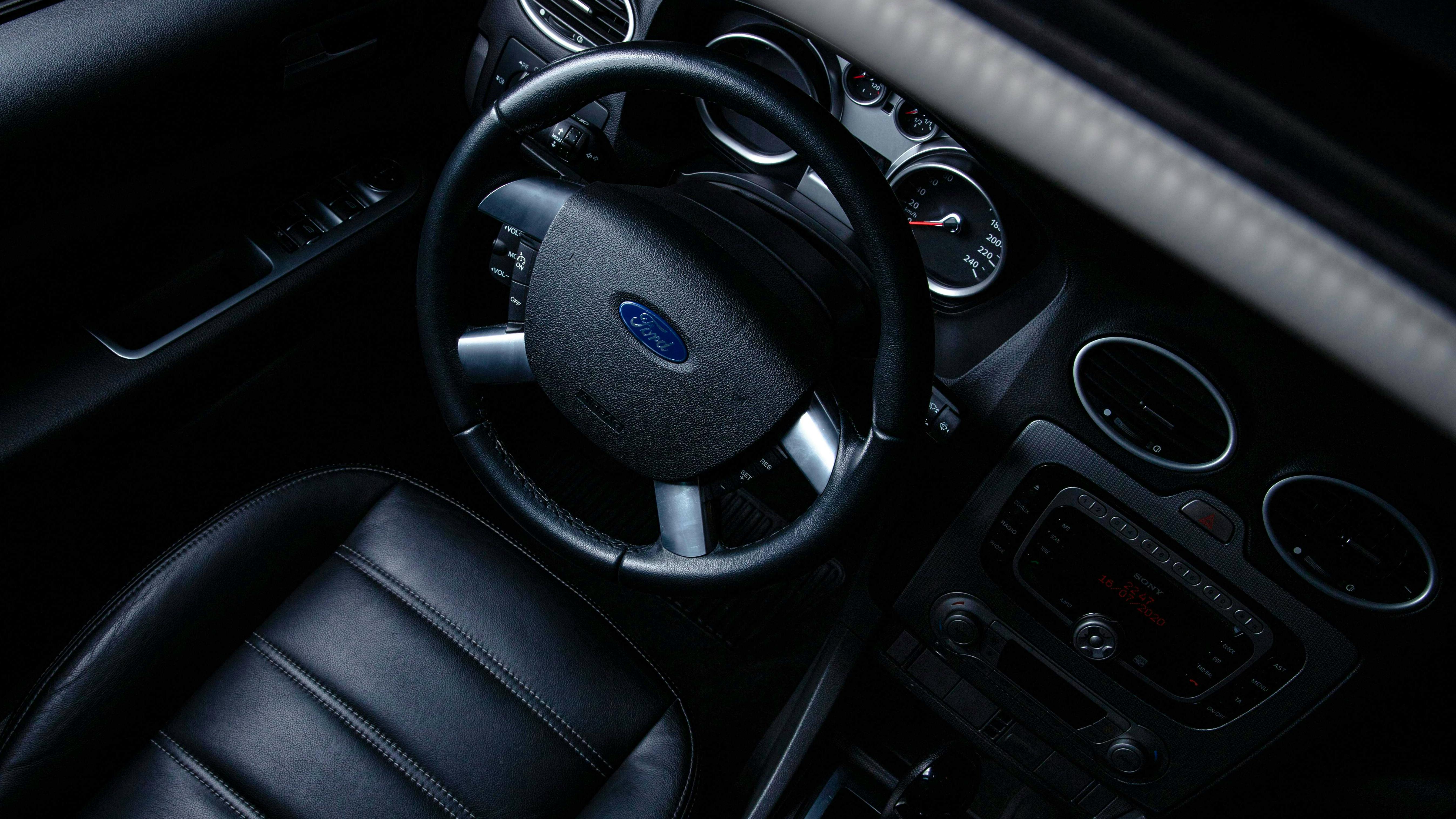 66db5d7db3a33c76da792059 Ford Interior