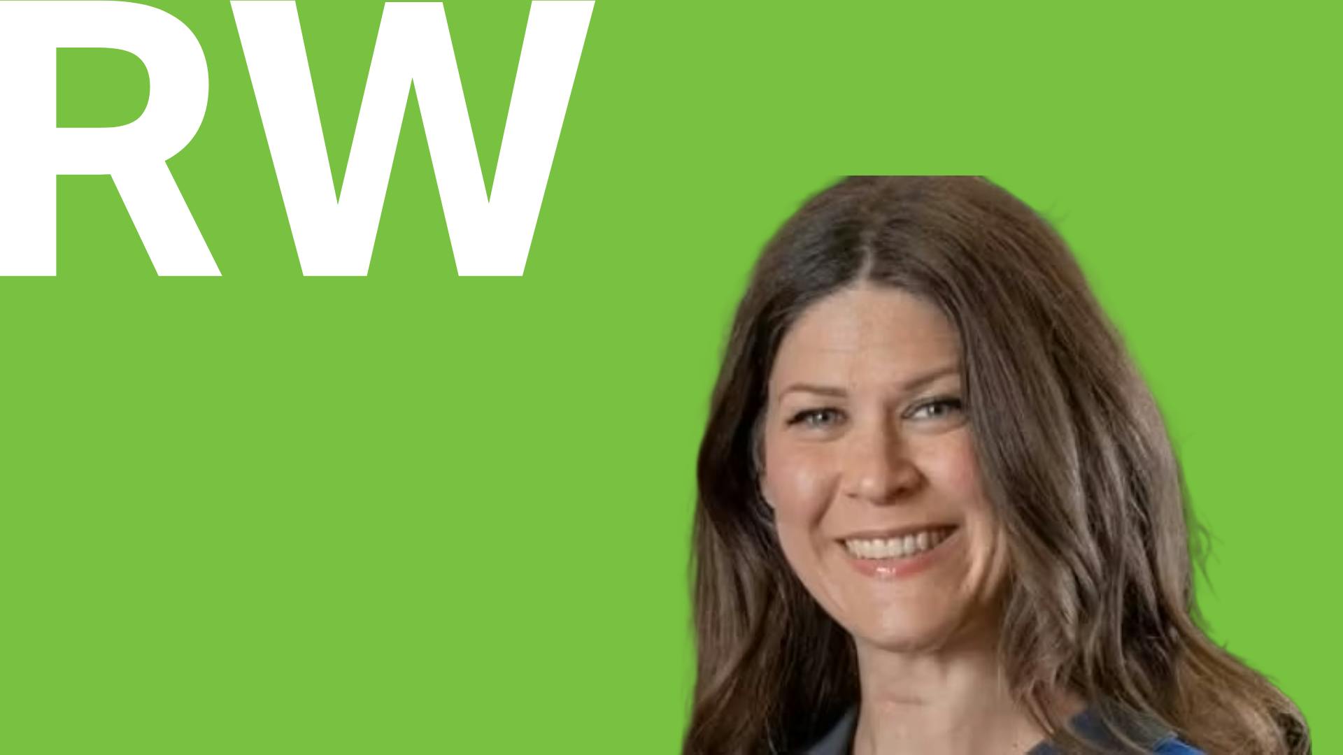 67bc9737563bcc3c200c5b79 Lola Schmidt