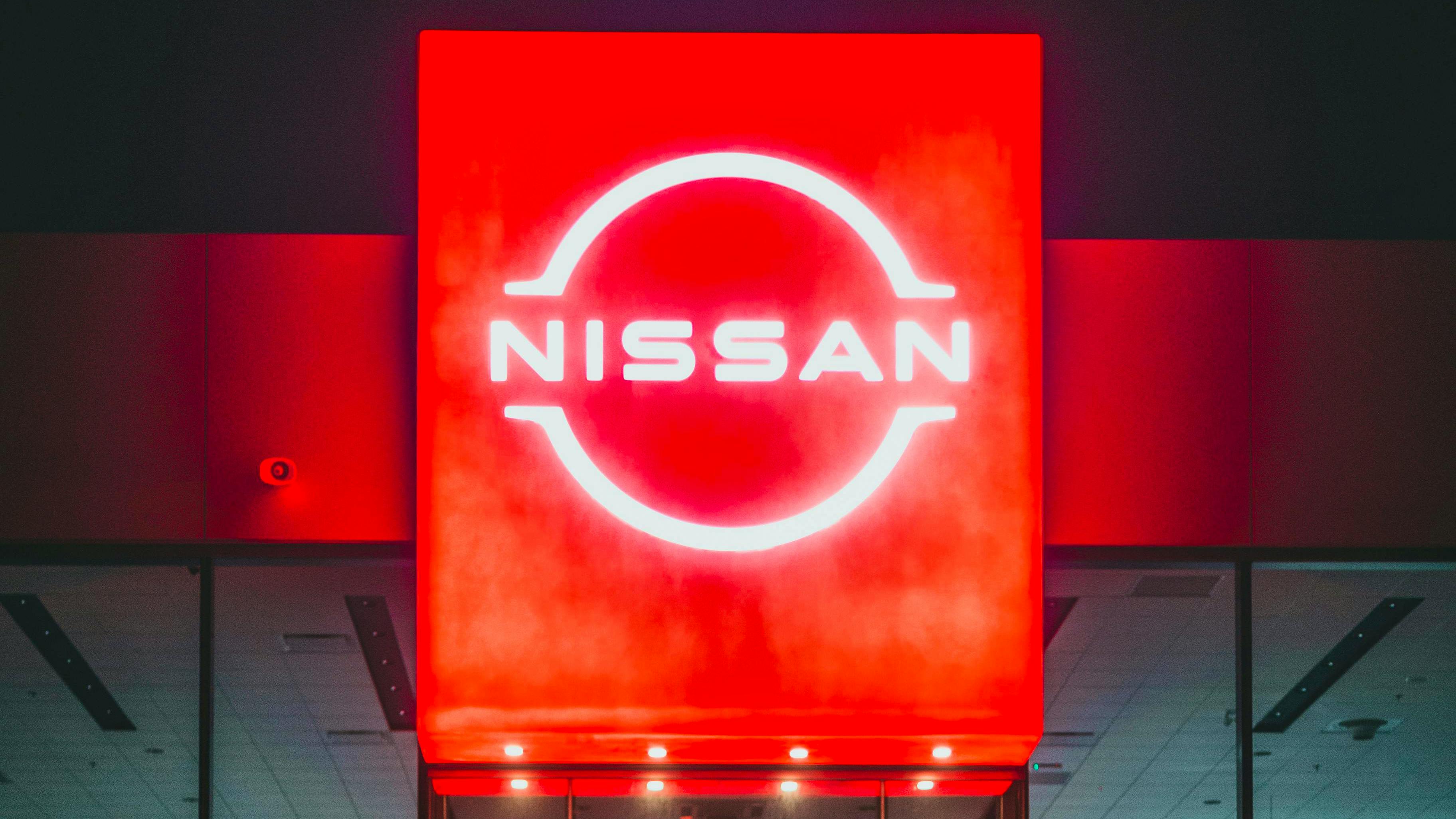 67d0dfb99be047ae637fb2e8 Nissan Light