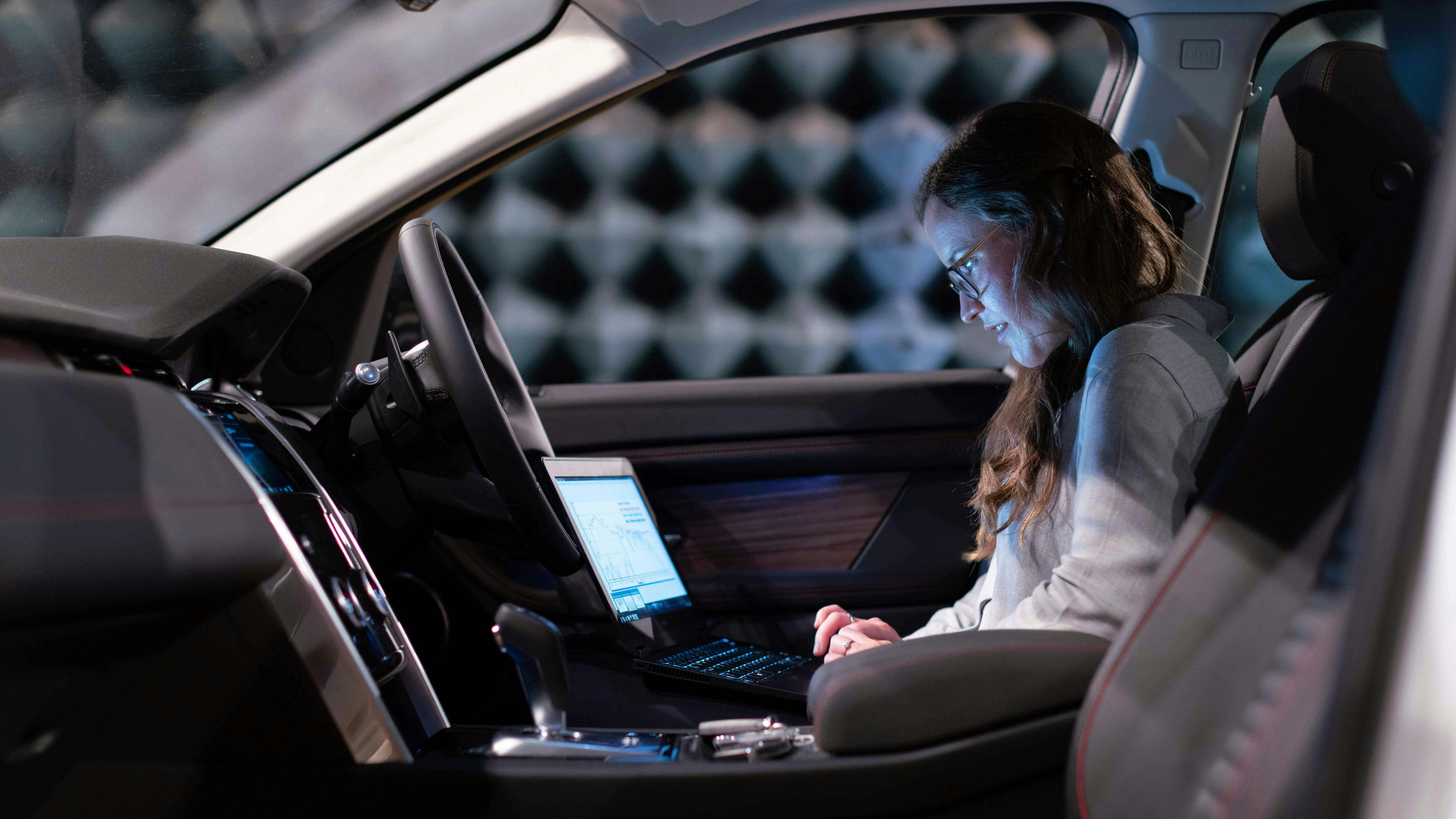 67da2f57fa7a547084782554 Testing Car