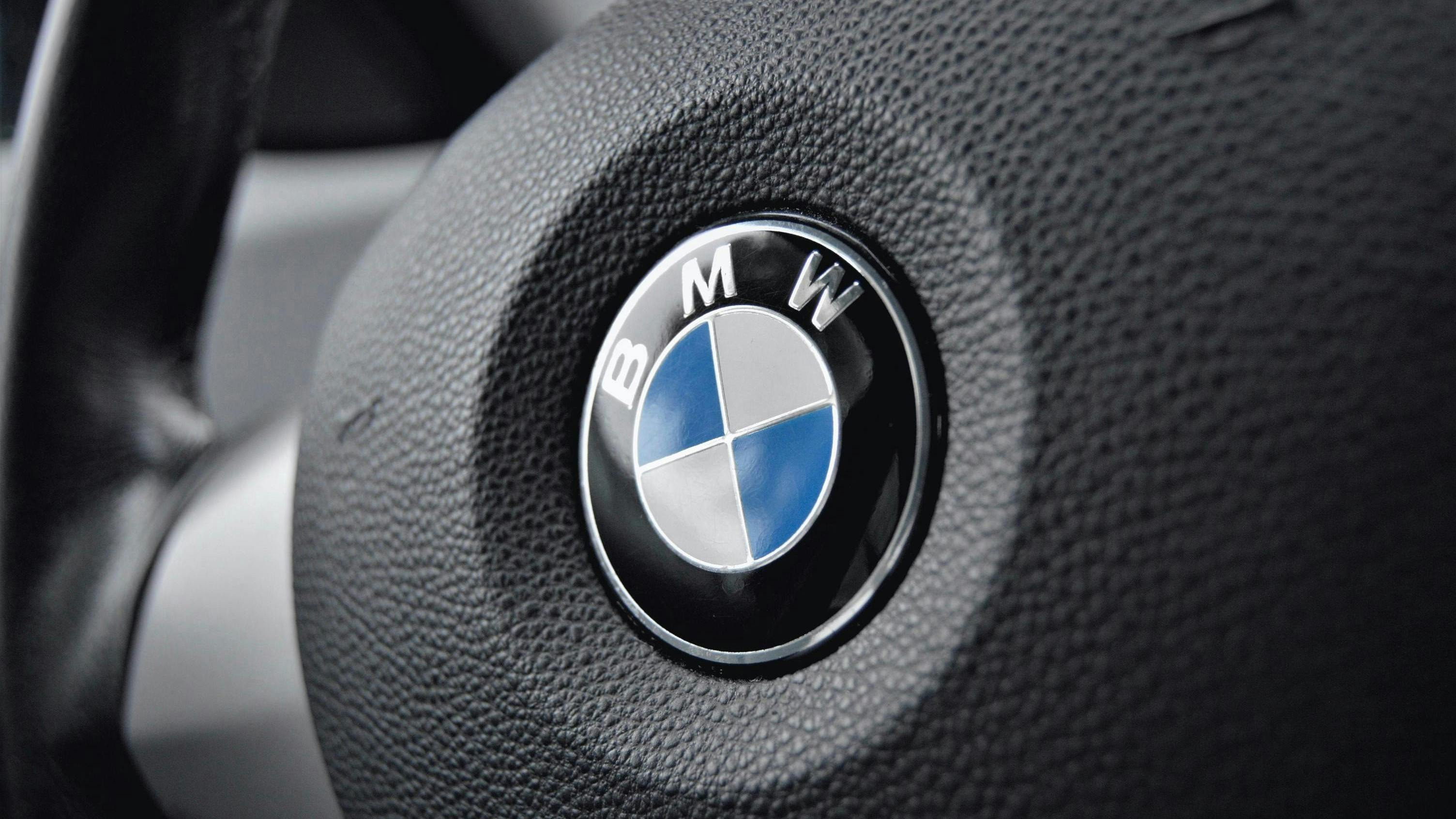 68d9eaf8cd6fc625d9634171 Pexelsjonathanpetbmw 2ersson619868