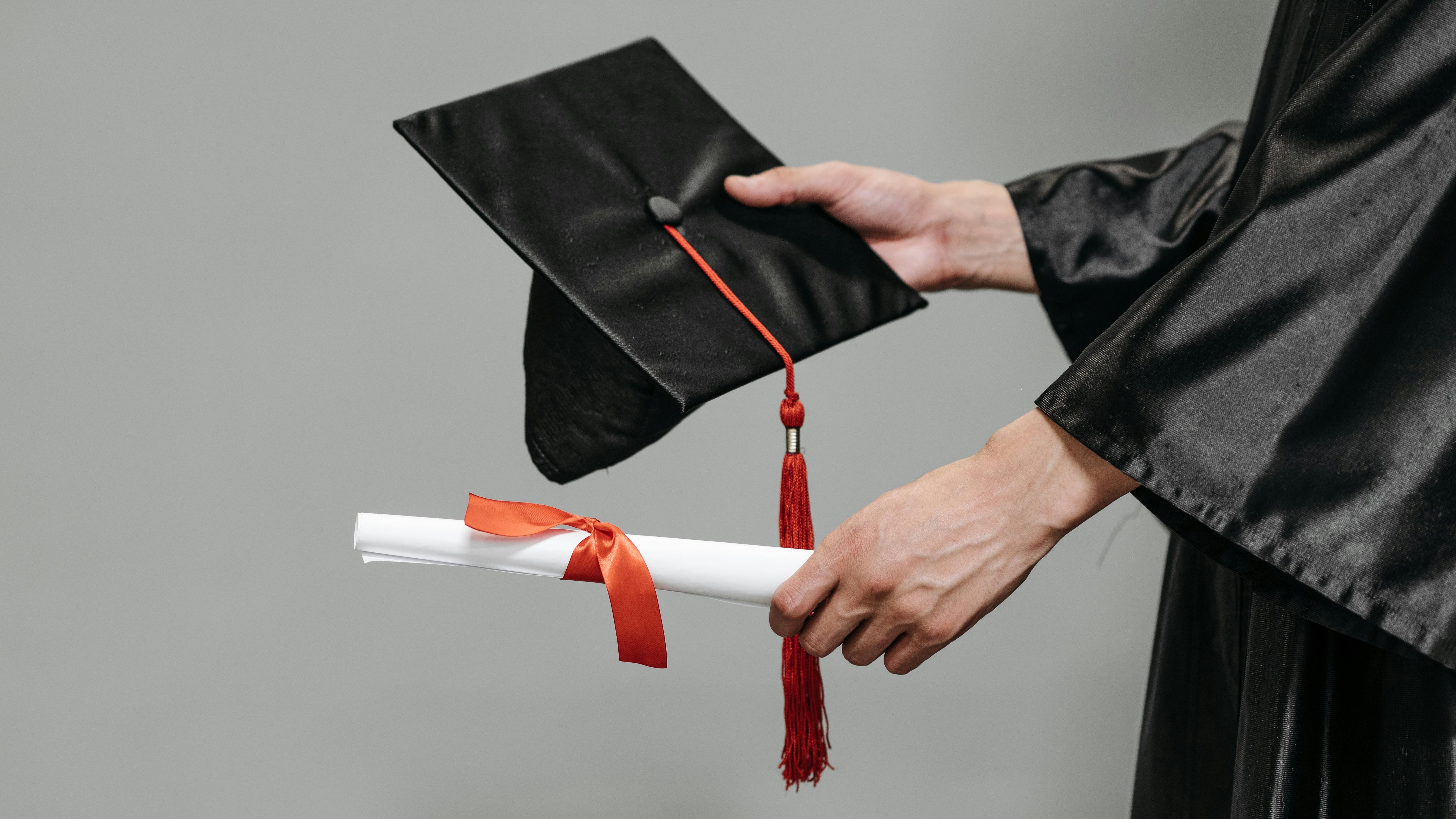 691e6352fbf9866aa848fe53 Pexelspaveldanilyuk7944064