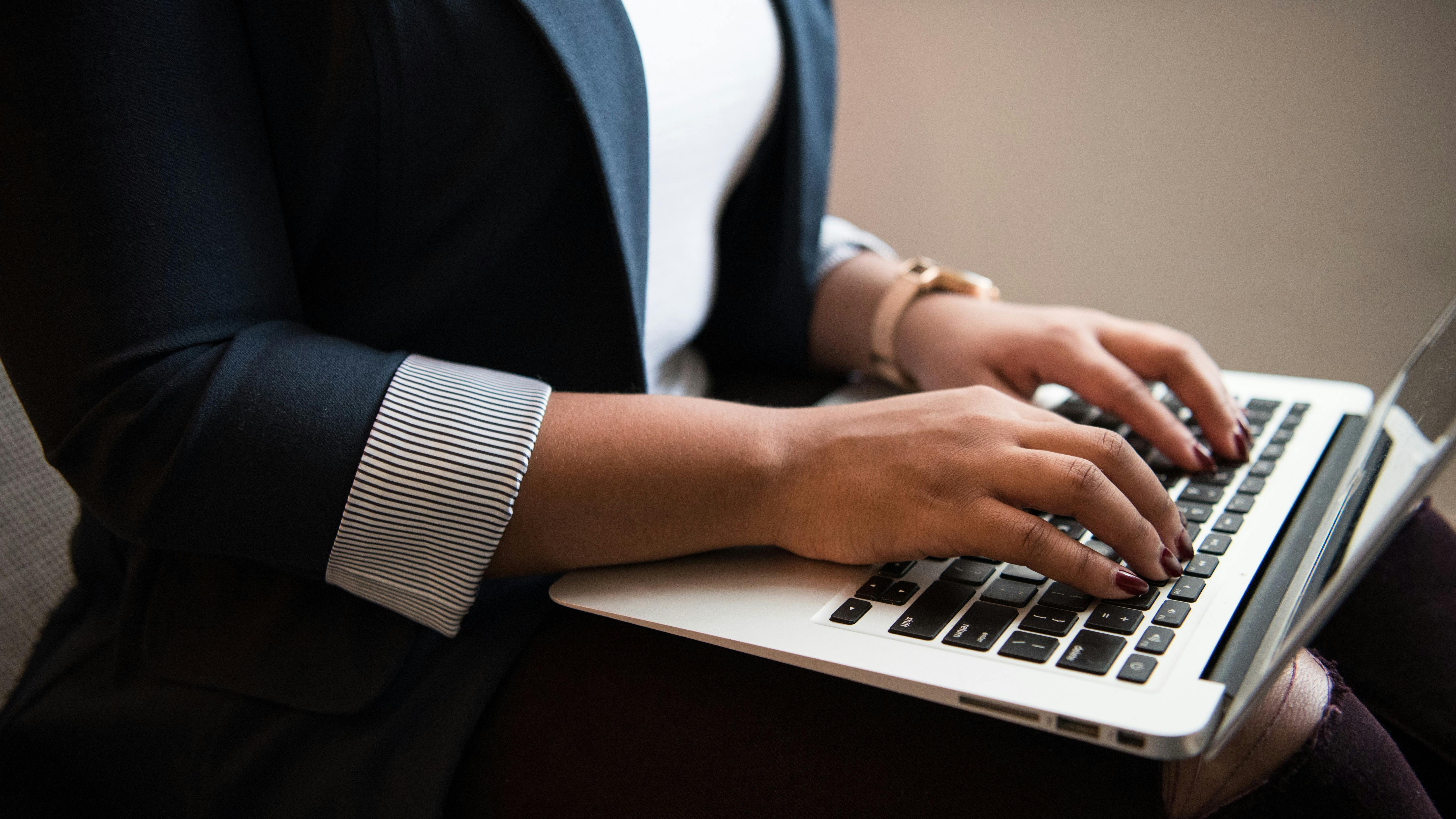 699d5876291669be43825039 Pexelschristinamorillo1181555