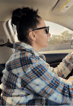 Figure 3: Forward head position when driving Figure 3: Forward head position when driving