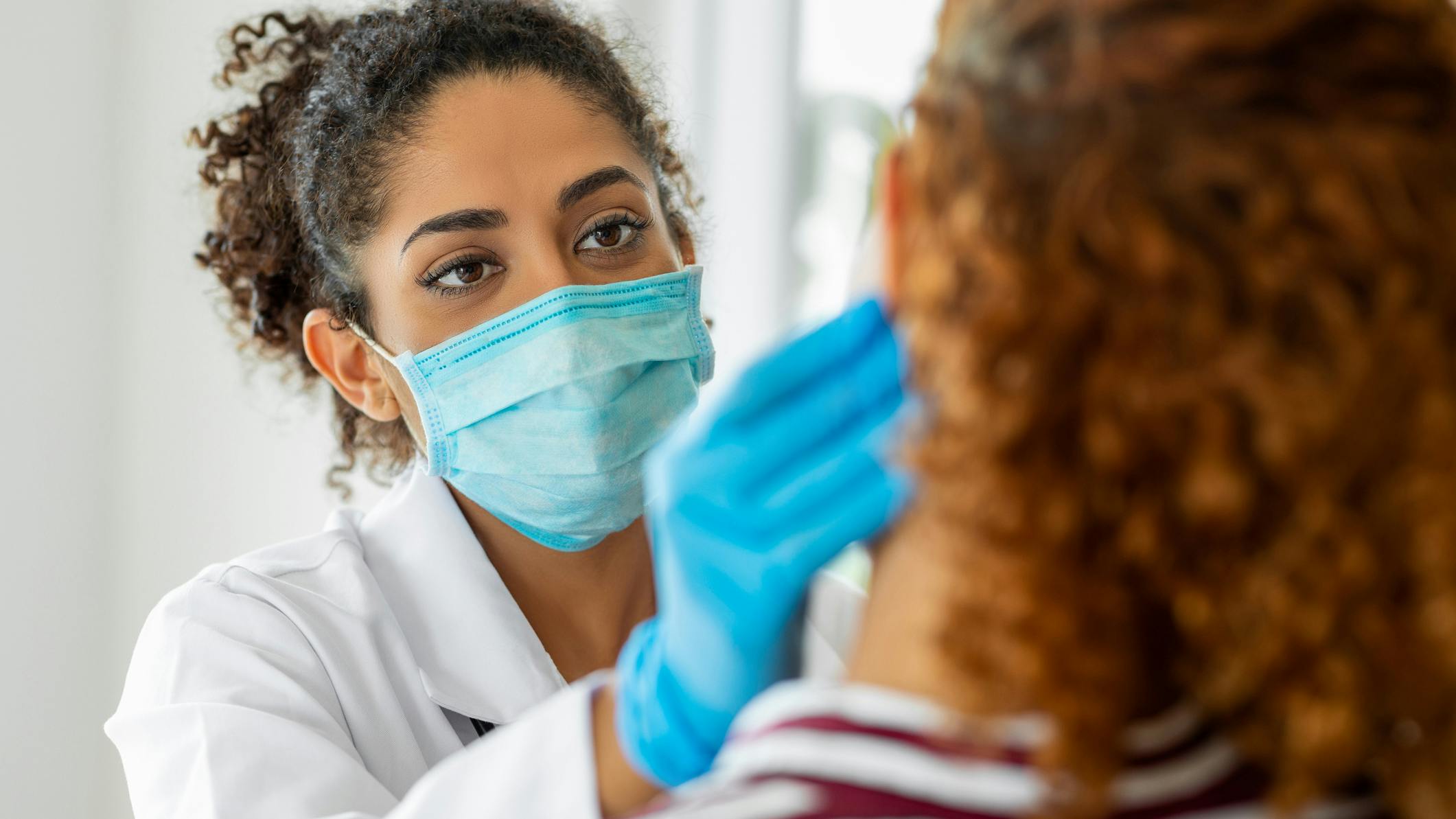Dental hygienists can expand their clinical awareness beyond the limits of conventional education.