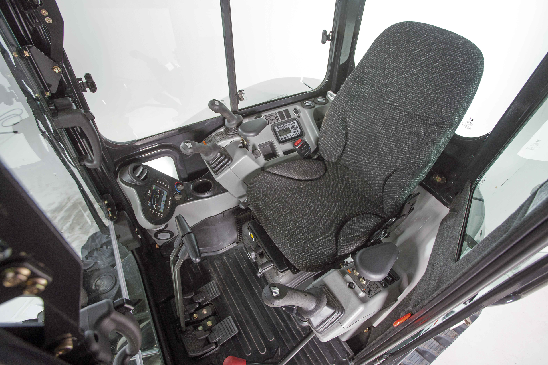 Rermag Com Sites Rermag com Files Uploads 2014 01 Bobcat M Series Excavator