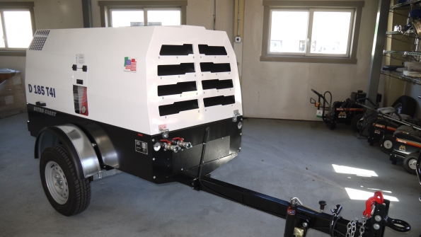 No special proprietary fluids are required to qualify for Rotair39s airend and mechanical couplings warranty